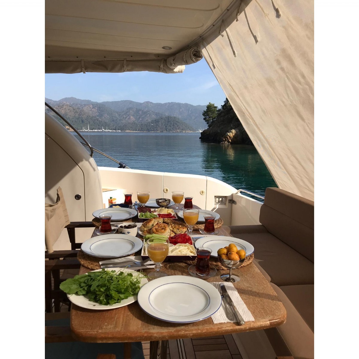 Yacht Charter Turkey M321 Luxury Motoryacht For Rent 6 People Alex